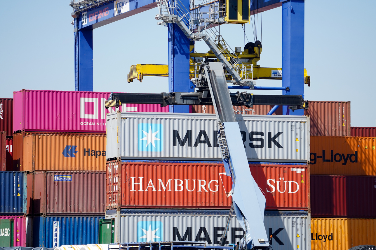 El tráfico de contenedores en el Puerto de Valencia crece un 10% interanual hasta 5,7 millones de TEU