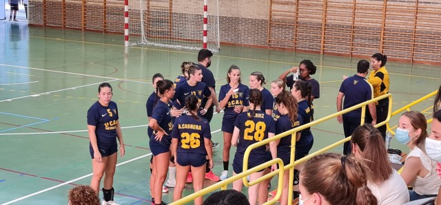 El UCAM Murcia arranca en la División de Honor Plata Femenina ganando por 24-18 al Getasur