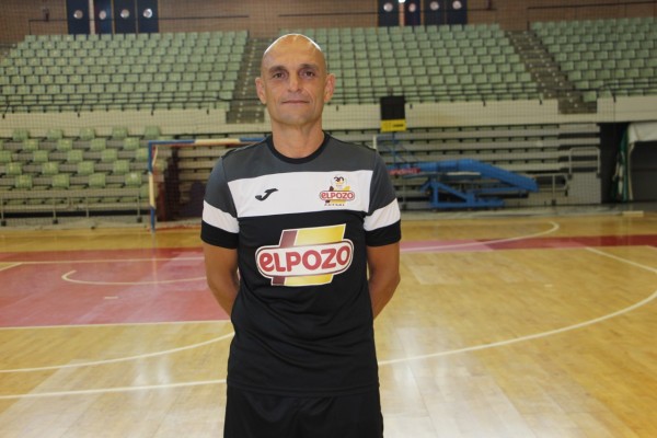 Ricardo Jiménez vuelve a ElPozo para entrenar al juvenil B