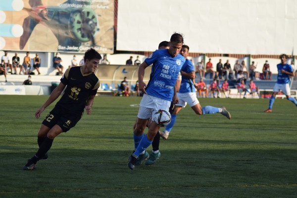 El Mar Menor rescata un punto con gol de Rafa Páez en el minuto 85