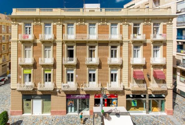 El edificio Marqués de Fuente Sol, en pleno centro de Cartagena, recupera el esplendor del siglo XIX