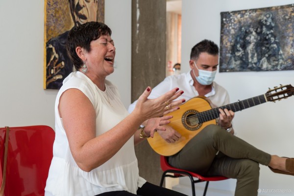 Retratos flamencos en el Luzzy de Cartagena: el pintor aguileño Pedro Juan Rabal inaugura 'Cartagenera' 
