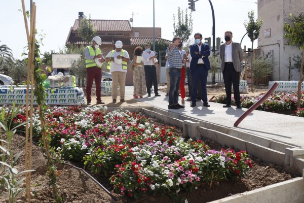 Finalizan las obras de la plaza y el centro de agrobiodiversidad del histórico Molino del Amor