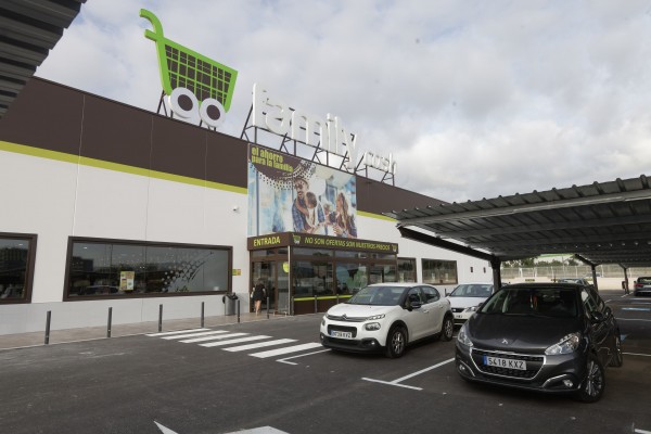 Family Cash abre en Castelló con la vista puesta en nuevas tiendas en Burriana y Vila-real