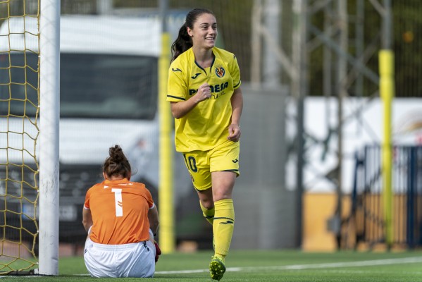 Aixa Salvador regresa al Villarreal CF y vestirá la elástica 'grogueta' en la próxima temporada