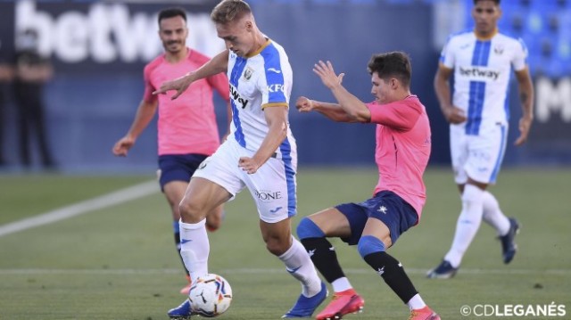 El delantero Manu Garrido llega al UCAM CF cedido por el Leganés