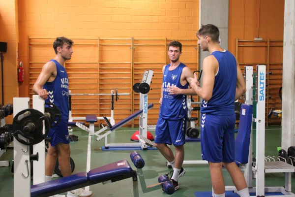 Churchill, Falk, Tendero y Hamza realizarán la pretemporada con el UCAM CB
