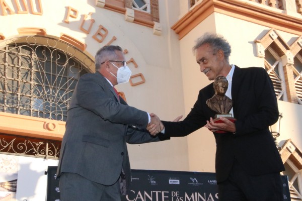 El pintor blanqueño que se enamoró de La Unión: el Cante de las Minas premias a Pedro Cano 