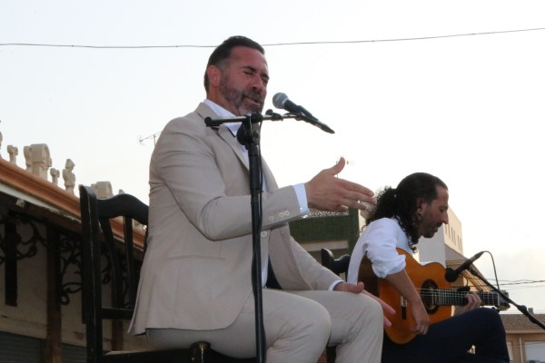 Llega el turno a Víctor Manuel en el Cante de las Minas tras el espectáculo ofrecido por Najarro