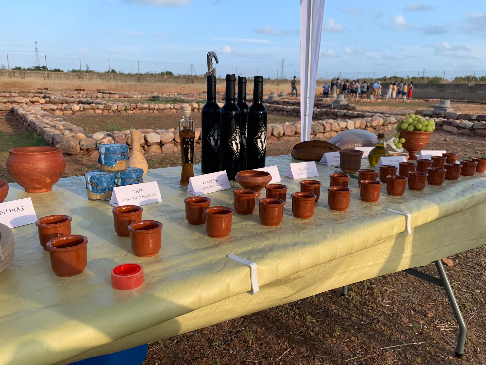 Nules realiza la primera cata-taller de productos romanos en el yacimiento de Benicató
