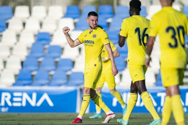 Villarreal y Olympique de Lyon empatan en un buen partido (2-2)