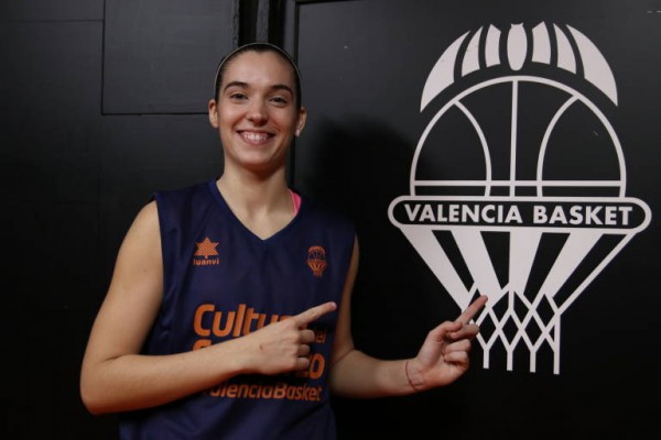 Rebeca Cotano, la mujer récord del Valencia Basket, ficha por el Jairis para la LF Challenge 