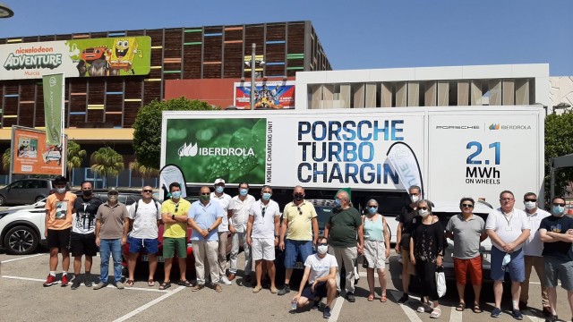 Iberdrola celebra en Murcia un encuentro de usuarios de vehículos eléctricos