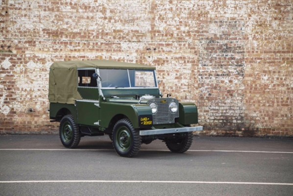 Debut mundial del Land Rover Serie I 'Reborn' en Techno-Classica 2016