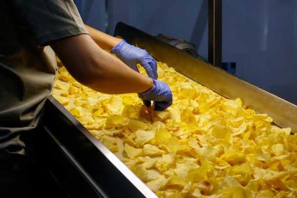 Snacks El Valle: así se fríen las patatas con sabores innovadores que vende Mercadona