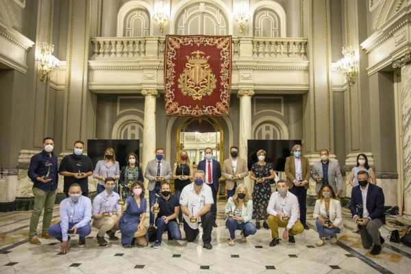 La Policía Local de València premia a 21 periodistas por su labor durante la pandemia de la covid-19