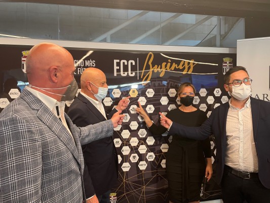 El Efesé logra el segundo objetivo del curso: el FCC Business alcanza los 200 socios con la llegada de Tomás Olivo
