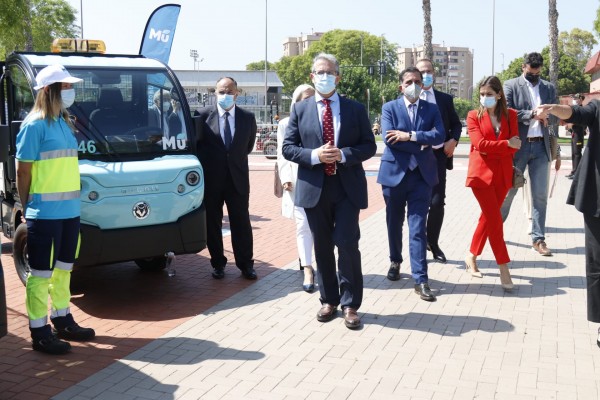 Murcia se apunta a la limpieza 'verde': 30 millones en vehículos más silenciosos y eficientes
