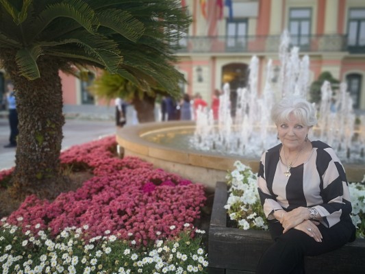 La diva del fantaterror que se enamoró de Murcia: Lone Fleming ya es 'Leyenda' 