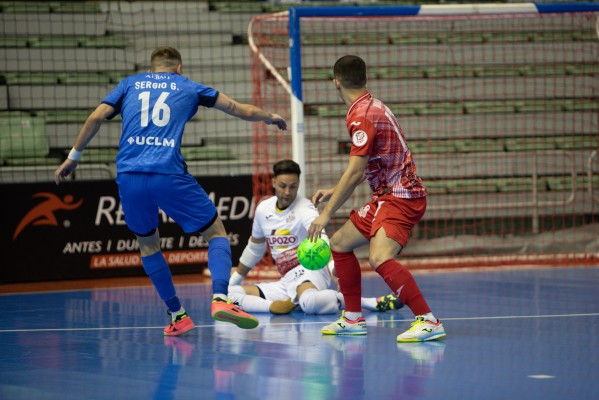 ElPozo se apunta el primer punto sufriendo al final tras ir ganando por 3-0 al Viña Albali (4-3)