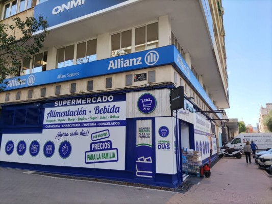 Los supermercados siguen ganando terreno en Murcia: Family Express abre en Condestable 