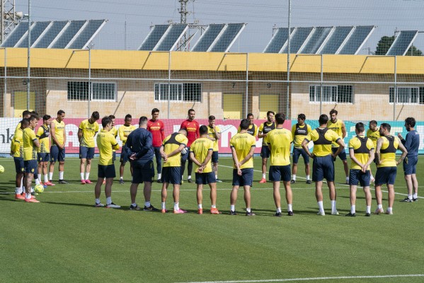 El Villarreal prepara en un ambiente relajado las dos 'finales' con que cierra la temporada