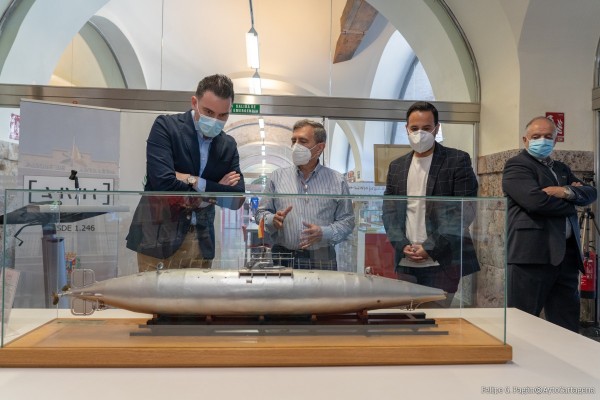 Una inmersión en la vida de Isaac Peral: el Archivo Municipal de Cartagena acoge una muestra sobre el inventor  
