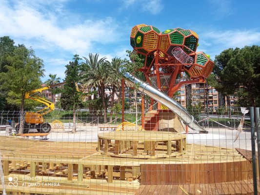 Las obras del 'Dragon Khan' del Malecón avanzan: juegos infantiles futuristas vs zona clásica 