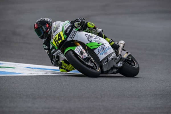 Aldeguer, líder del Europeo de Moto2, y Máximo Martínez compiten este domingo en Valencia