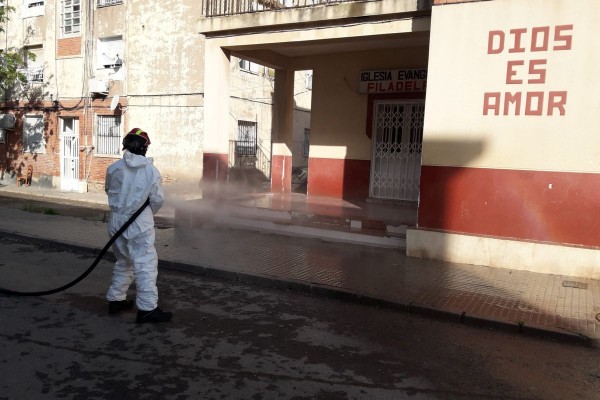 Desinfección y controles en el barrio cartagenero de Lo Campano para controlar el brote que se inició en una iglesia evangélica