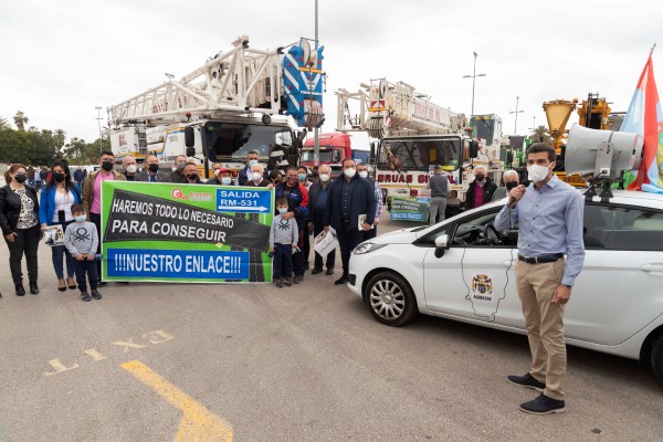 Comerciantes de Alguazas exigen un enlace a la autovía Arco Noroeste en una 'protesta móvil'