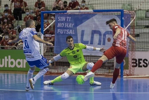 ElPozo suma, sigue y tiene proyección de líder (5-3)