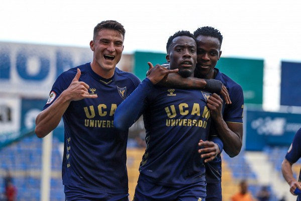Remontada cargada de autoridad de un UCAM CF que aspira a LaLiga SmartBank (3-1)