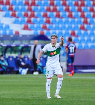 Edgar Badía, Gonzalo Verdú y Raúl 'Guti', jugadores con más minutos en el año de su debut en Primera