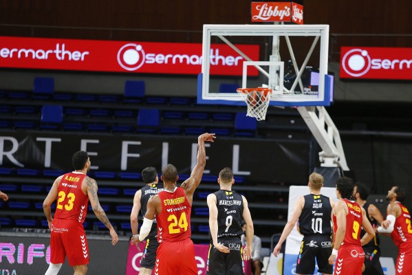 El UCAM CB suma ocho derrotas seguidas pese a pelear hasta el final por ganar en Tenerife (85-78)
