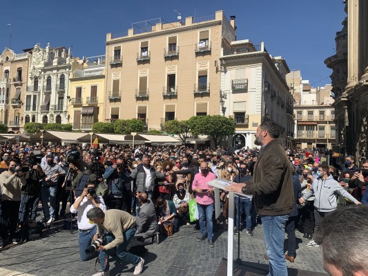 Abascal hace un llamamiento en Murcia para que los murcianos se echen a la calle contra 