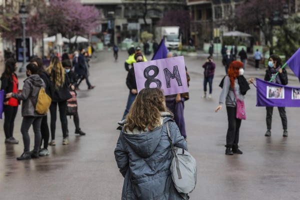 Las mujeres alzan la voz en València en distintas concentraciones por las 