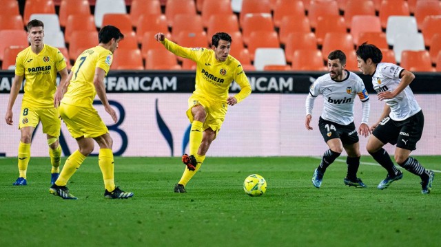 El Villarreal perdona demasiado y el Valencia lo aprovecha (2-1)