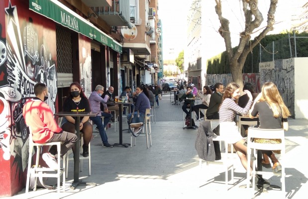 Apertura de terrazas con muchas dudas: 