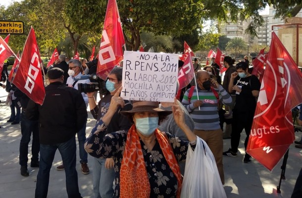 Los sindicatos murcianos 'aprietan' al Gobierno: 