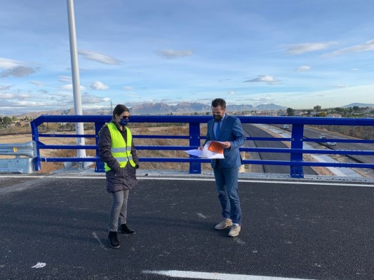 La avenida de Levante de Murcia recibe los últimos retoques para unir el centro con la Costera Sur