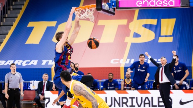 El UCAM CB cae con estrépito ante el Barça en una pésima segunda parte (92-63)