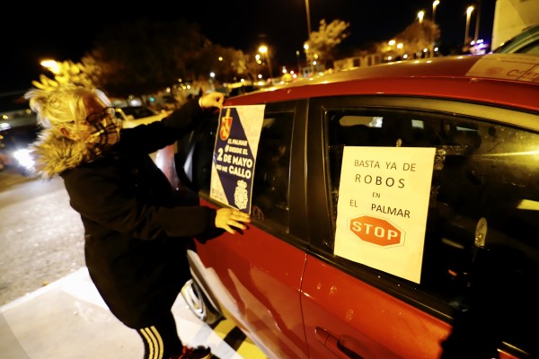 Caravana de protesta contra los robos en El Palmar: 