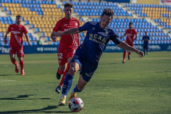 Frenazo de un UCAM CF que pierde su firmeza y cae teniendo dos penaltis a favor (2-3)