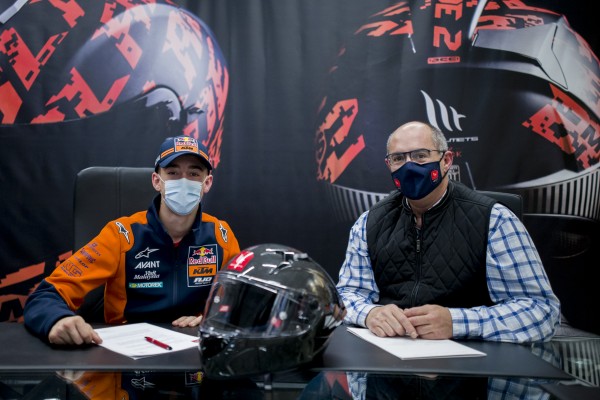 El mazarronero Pedro Acosta renueva con Red Bull KTM Ajo para disputar el Mundial de Moto3