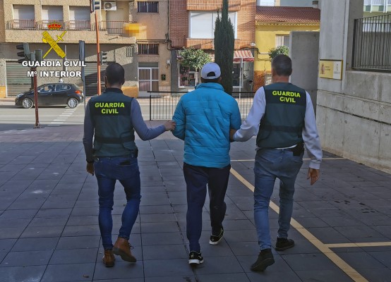 Cae una red dedicada a robar abonos y productos fitosanitarios en Águilas y Almería