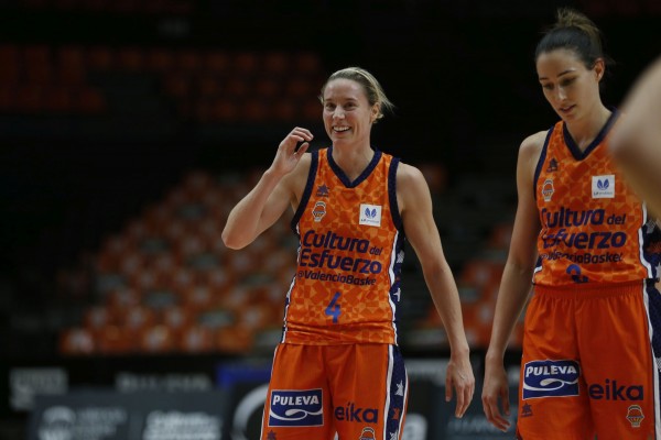 Anna Gómez: 