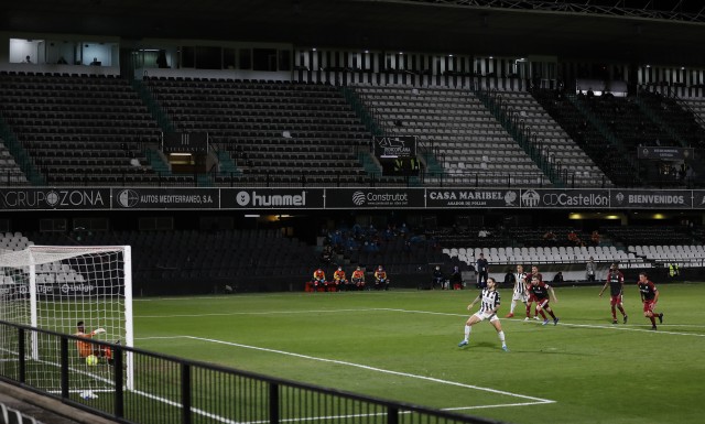 El Castellón se hace fuerte con una victoria clave ante el Albacete (3-0)