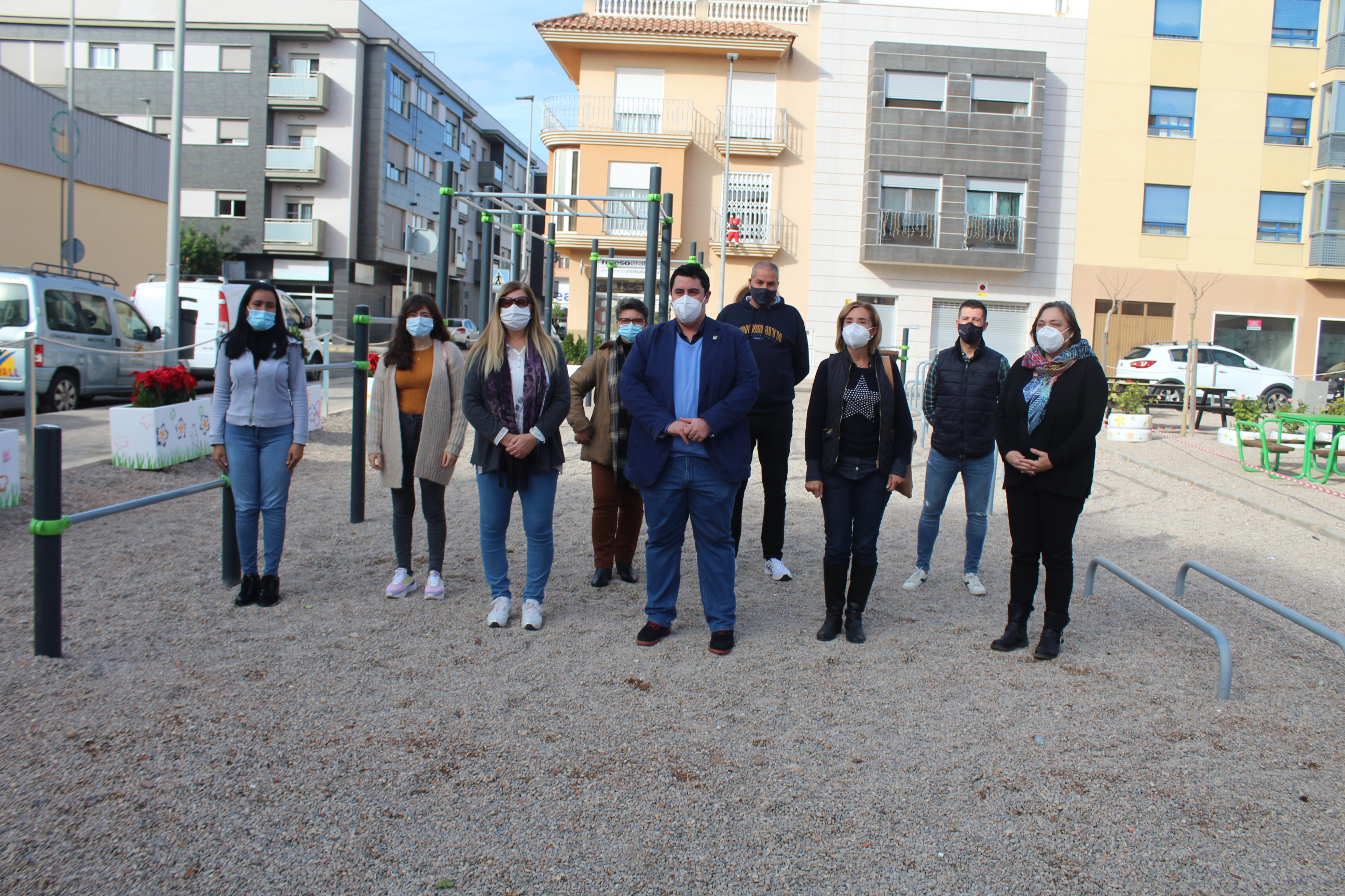 El alumnado del programa Et Formem remodela el parque WorkOut de Nules con material sostenible