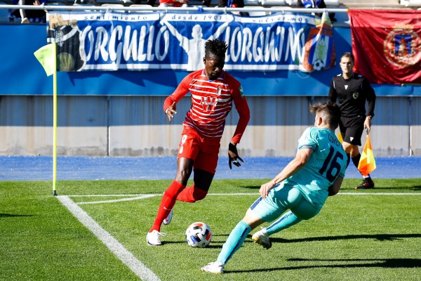 El Lorca Deportiva sigue sin ganar pero al menos salva un punto empatando por dos veces (2-2)